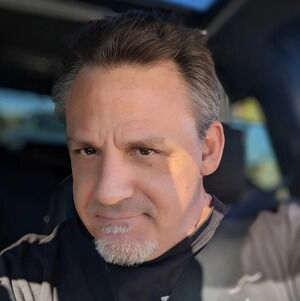 Meet your Posher, Brady